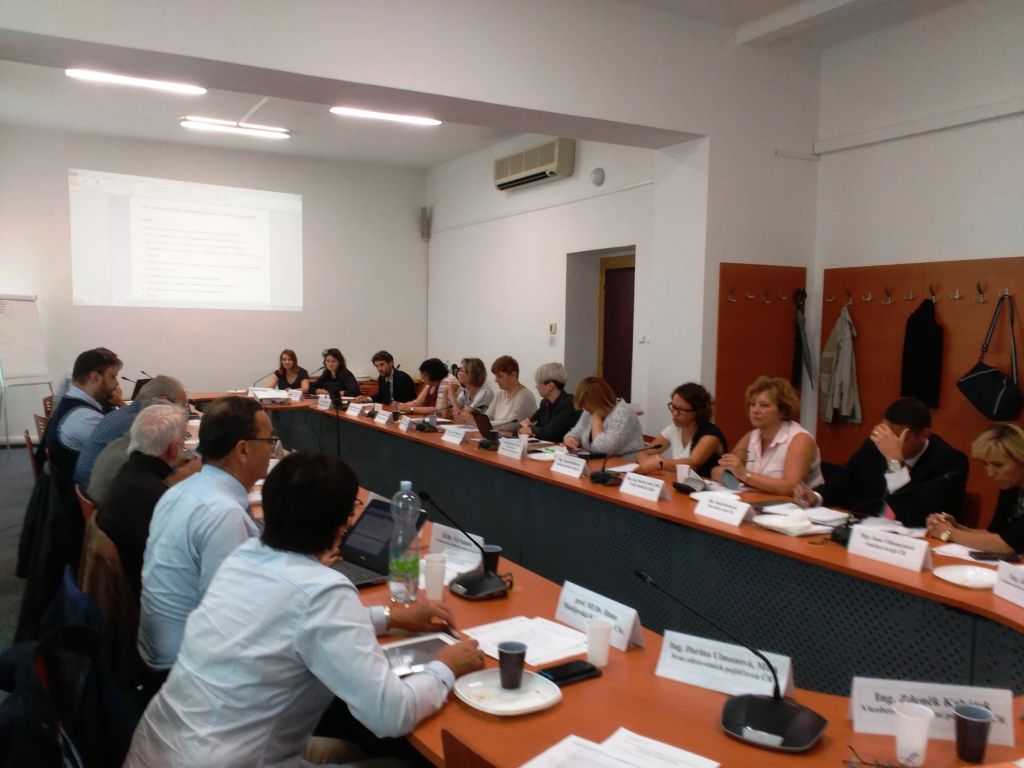 Kliknutím zobrazíte plnou velikost fotografie náhled